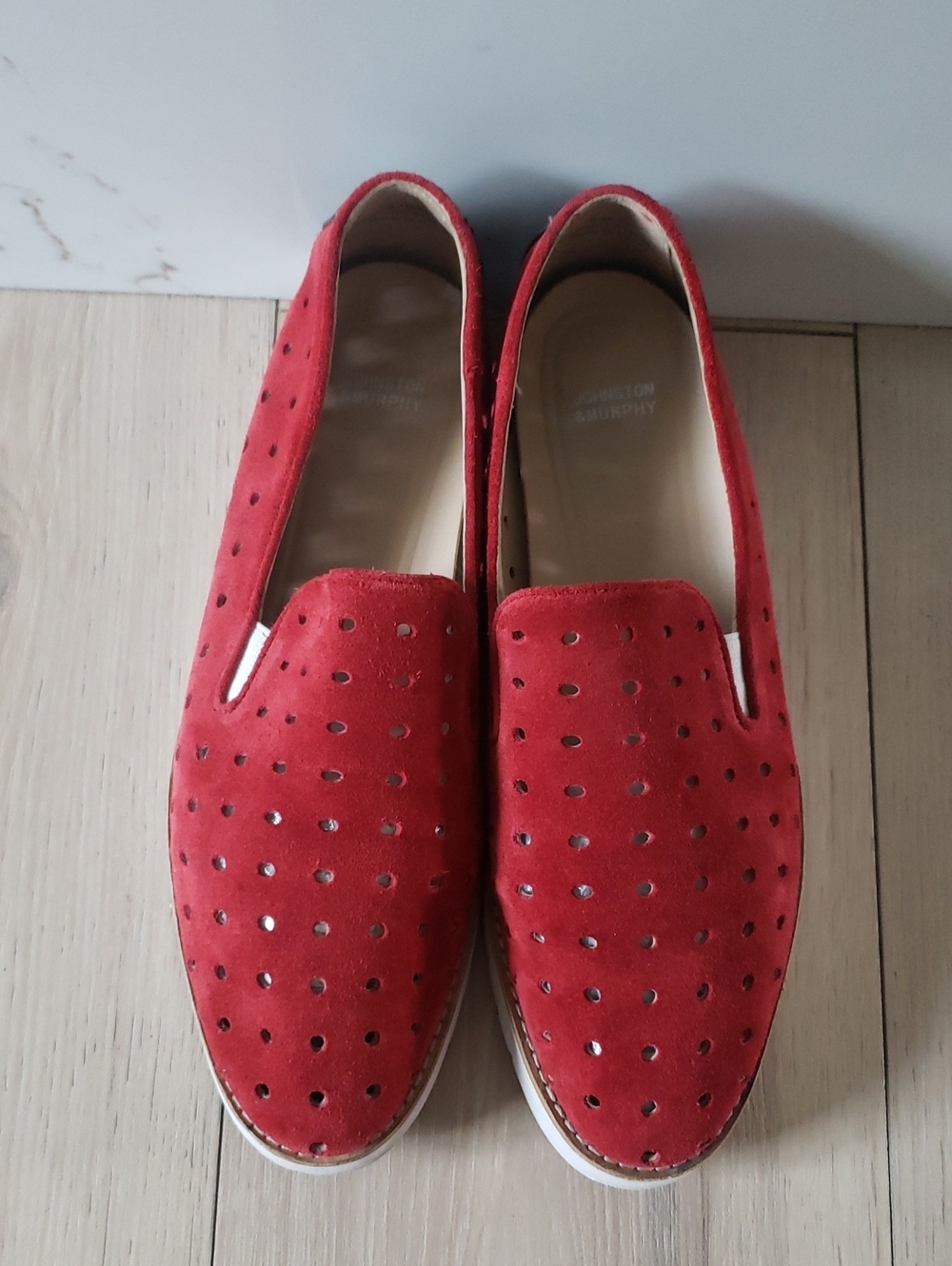 Johnston & Murphy Red Suede Perforated Slip-On Loafersโ